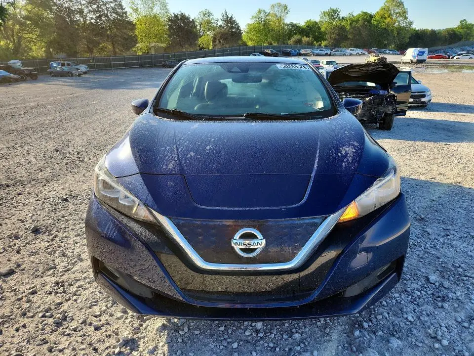 2018 NISSAN LEAF SV  