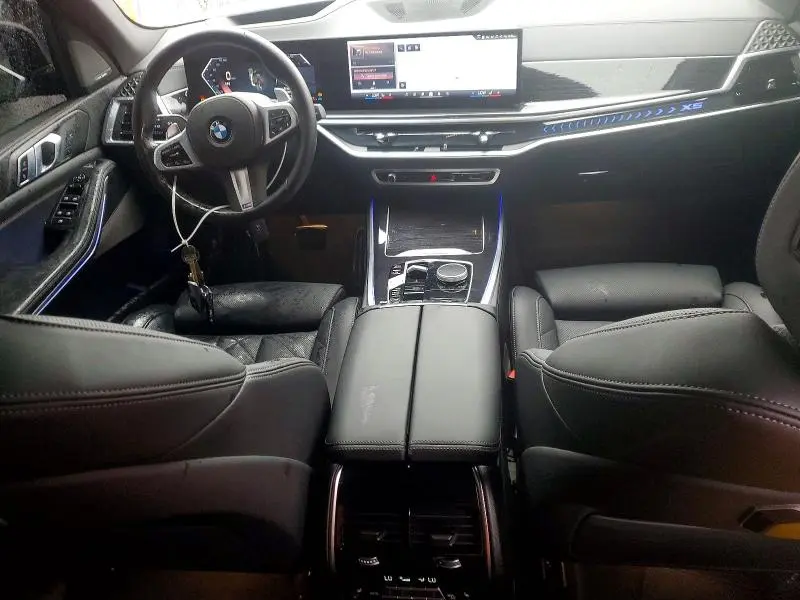 2025 BMW X5   