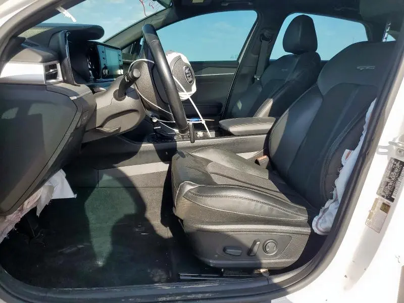 2021 KIA K5 GT LINE  