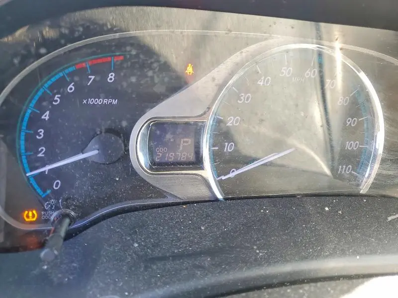 2014 TOYOTA SIENNA LIMITED 7-PASSENGER  