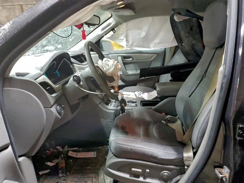 2017 CHEVROLET TRAVERSE LS  