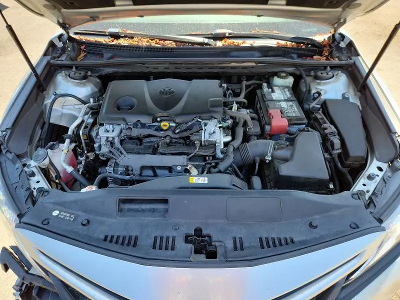 2018 TOYOTA CAMRY SE  