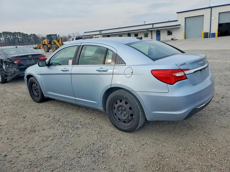 2013 CHRYSLER 200 LX  