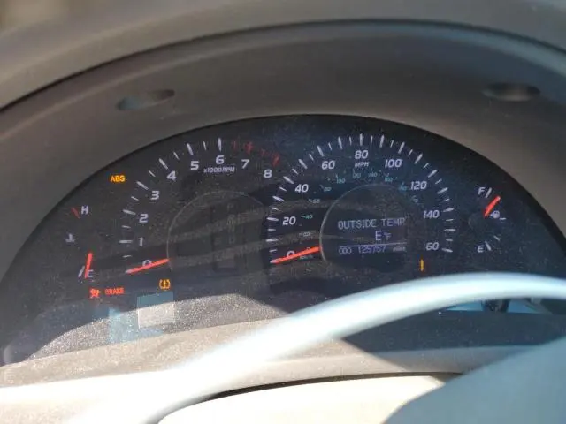 2011 TOYOTA CAMRY SE  