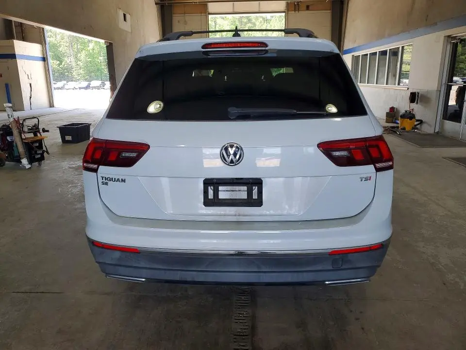 2018 VOLKSWAGEN TIGUAN SE  