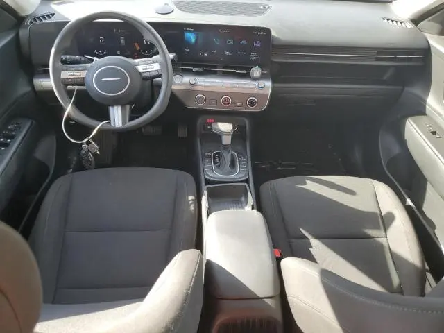 2024 HYUNDAI KONA SE  