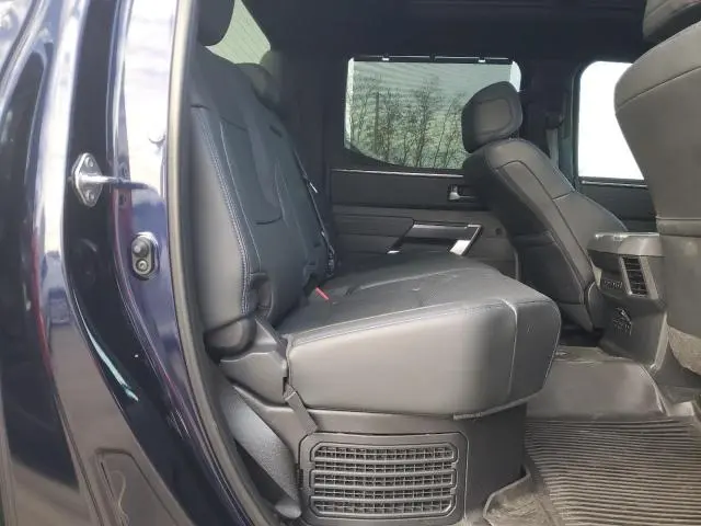 2024 TOYOTA TUNDRA CREWMAX PLATINUM  