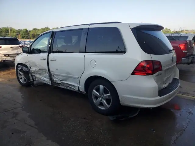 2011 VOLKSWAGEN ROUTAN SE  