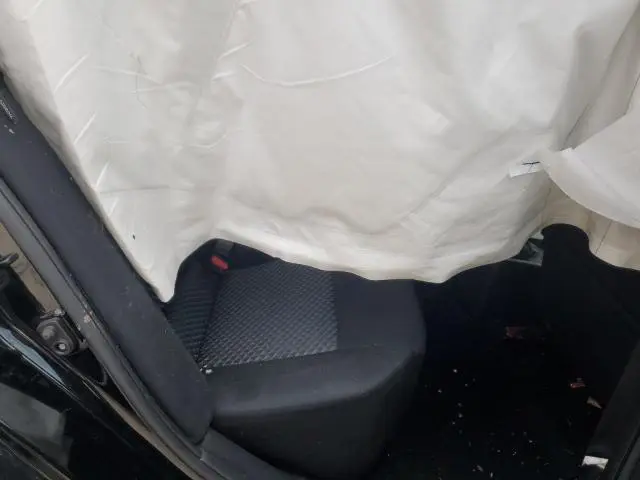 2022 NISSAN VERSA S  