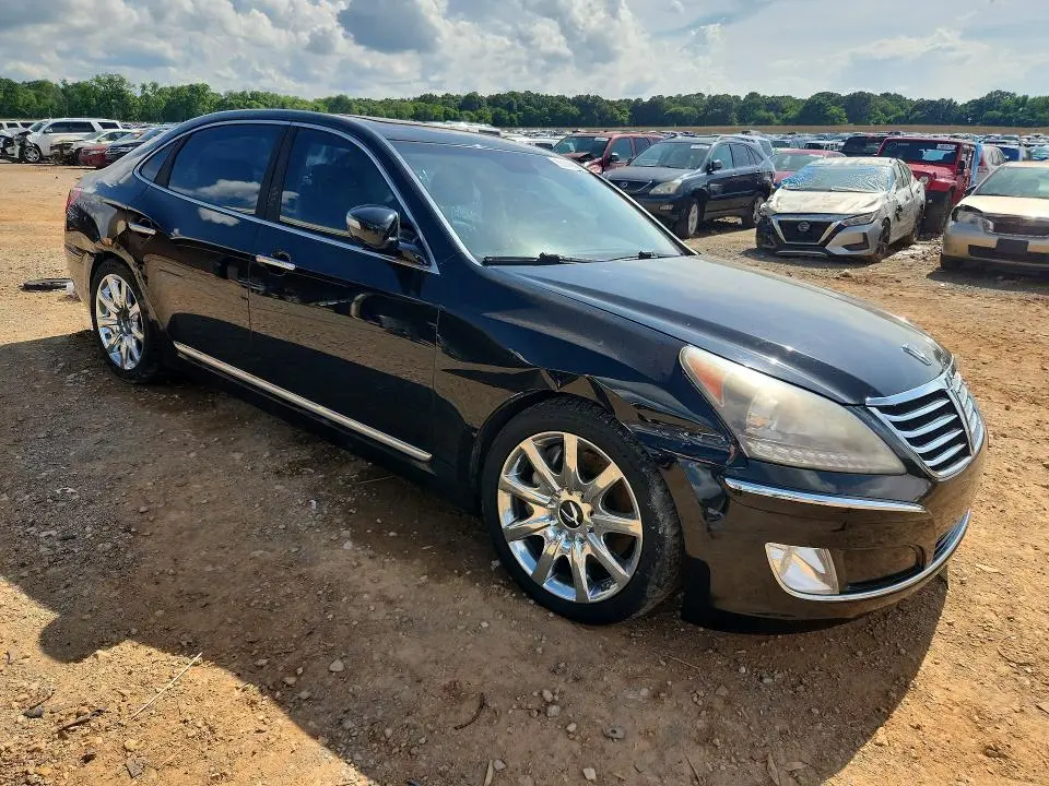 2012 HYUNDAI EQUUS SIGNATURE  