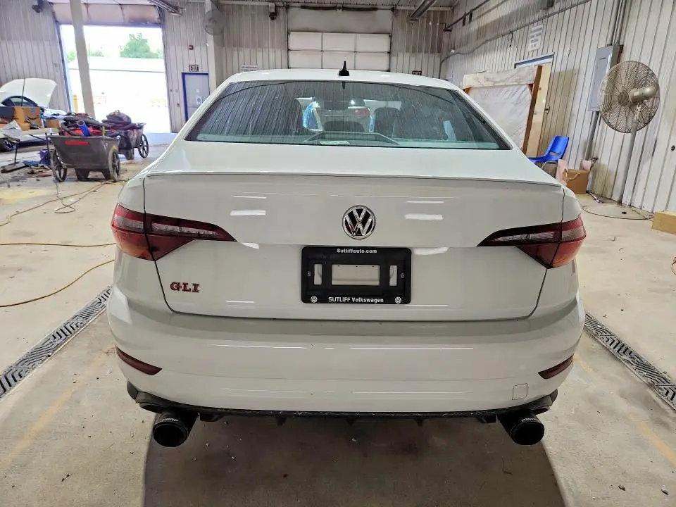 2019 VOLKSWAGEN JETTA GLI  