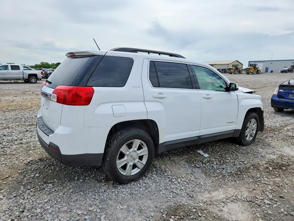2010 GMC TERRAIN SLE  