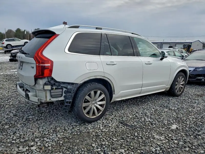 2016 VOLVO XC90 T6  