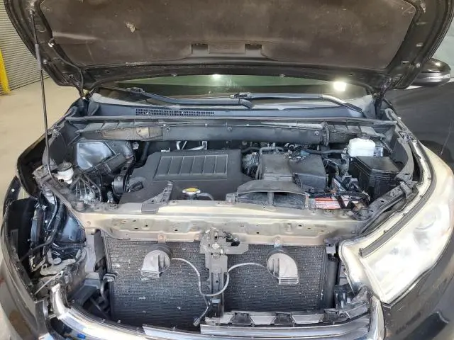 2014 TOYOTA HIGHLANDER LE  