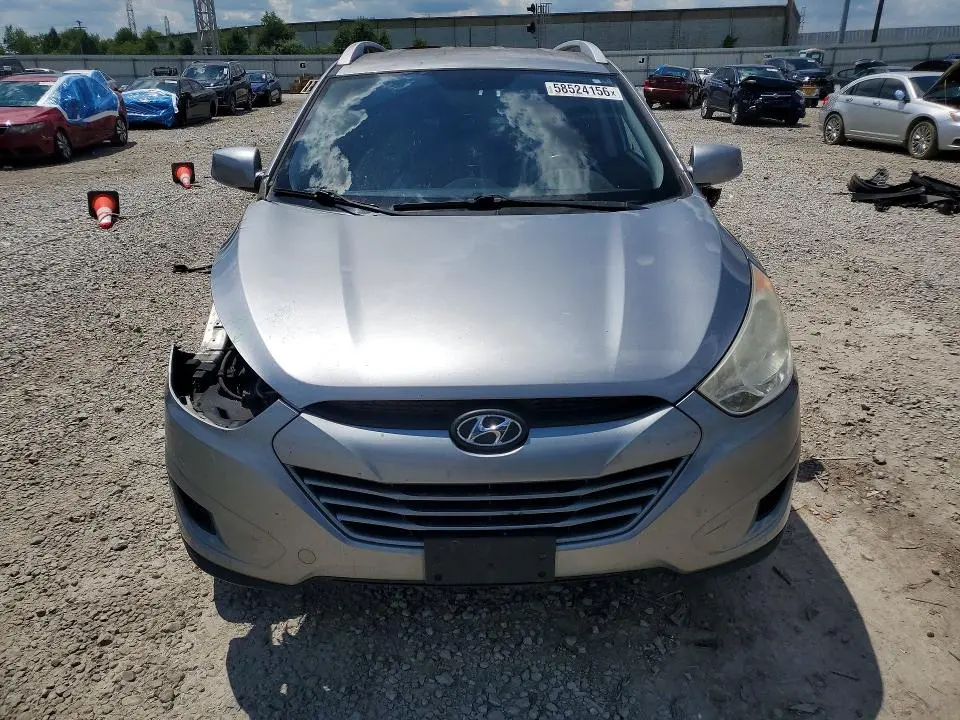 2011 HYUNDAI TUCSON GLS  