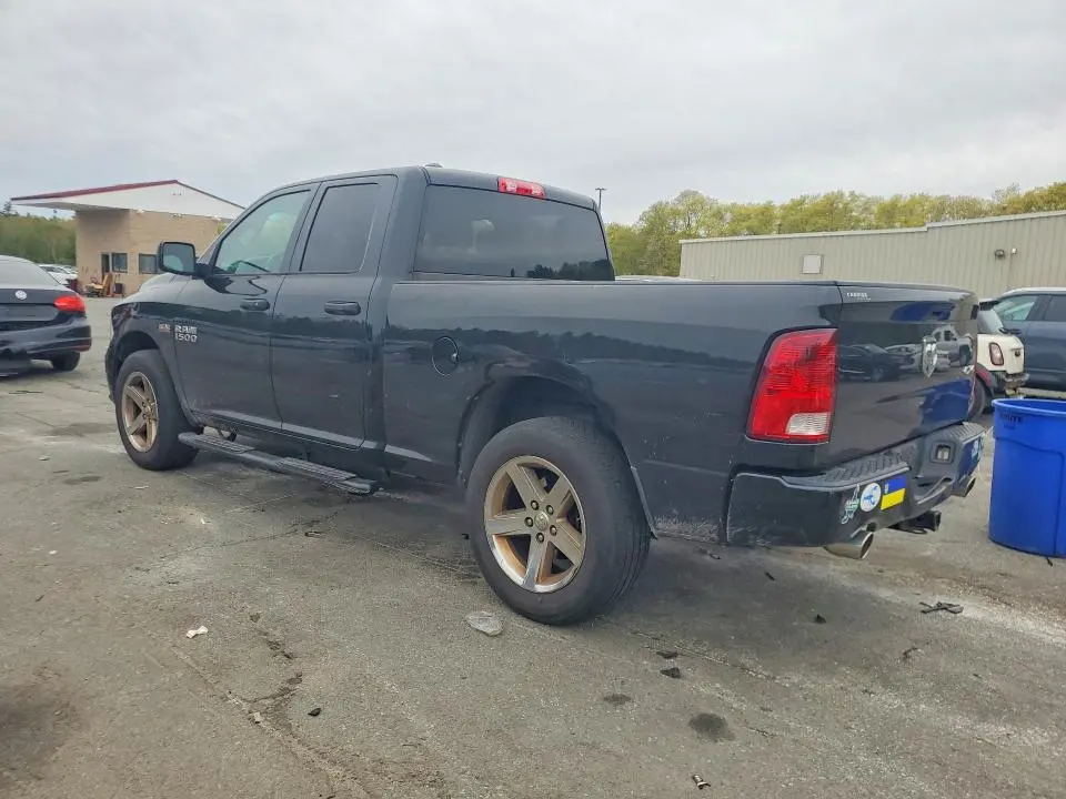 2015 RAM 1500 ST  