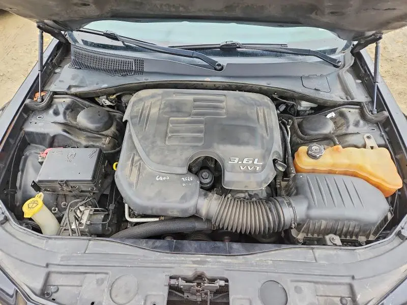 2011 CHRYSLER 300 LIMITED  