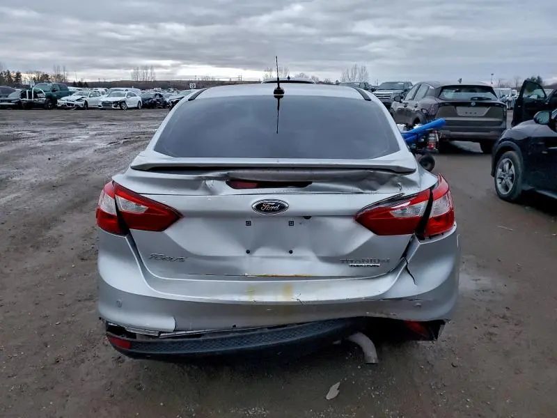 2012 FORD FOCUS TITANIUM  