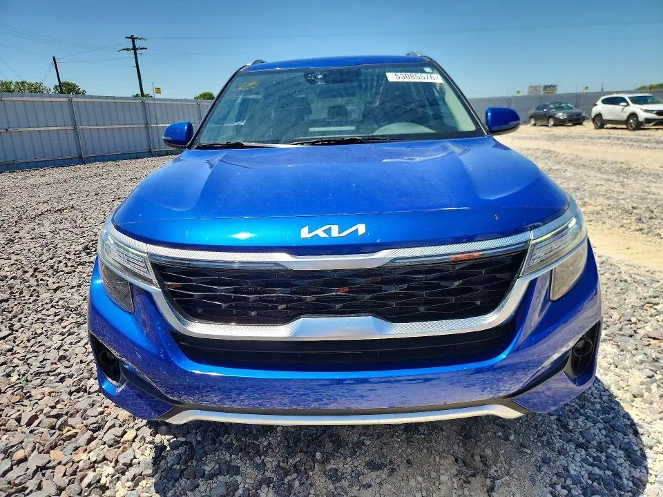2023 KIA SELTOS S  
