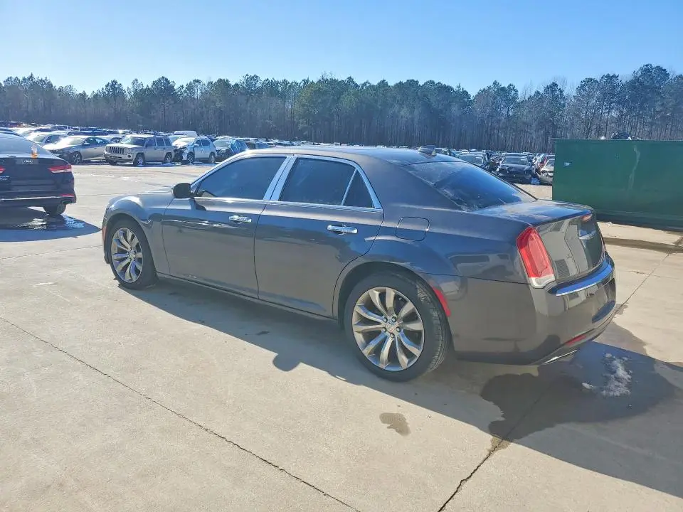 2016 CHRYSLER 300C   