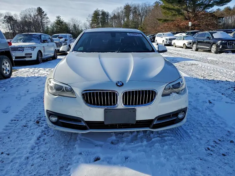 2016 BMW 528 XI  