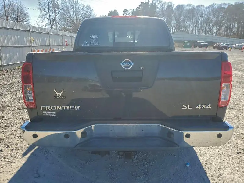 2014 NISSAN FRONTIER S  