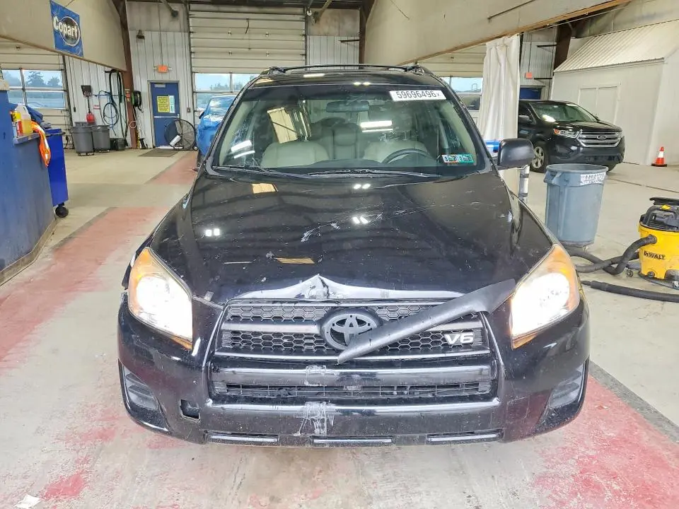 2010 TOYOTA RAV4 BASE  