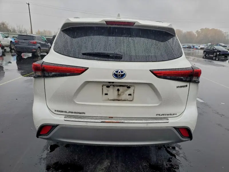 2020 TOYOTA HIGHLANDER HYBRID PLATINUM  