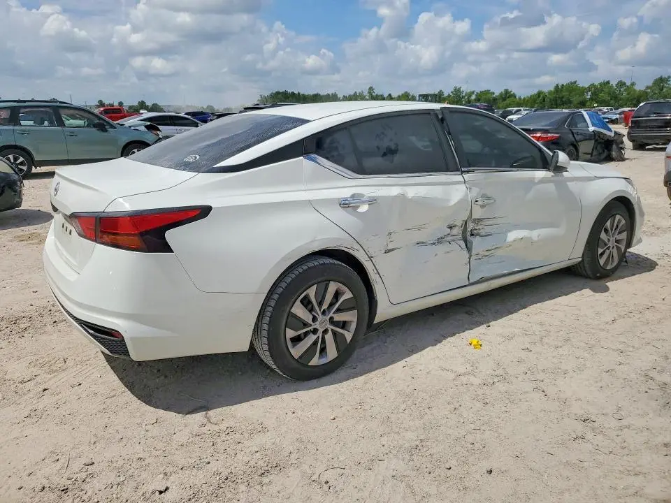 2022 NISSAN ALTIMA S  