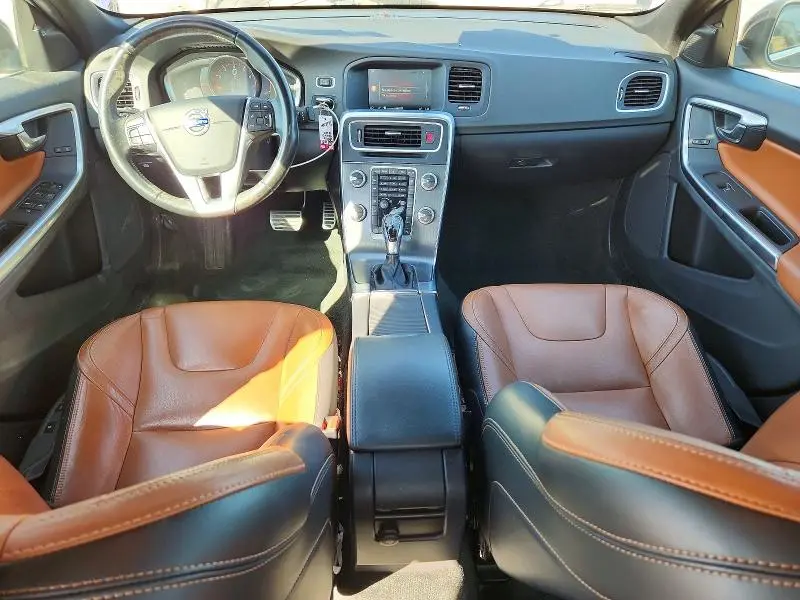 2016 VOLVO S60 PREMIER  
