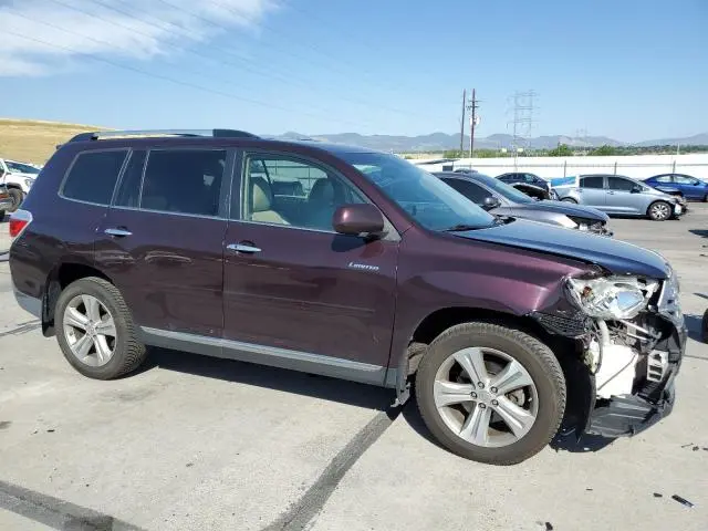 2013 TOYOTA HIGHLANDER LIMITED  