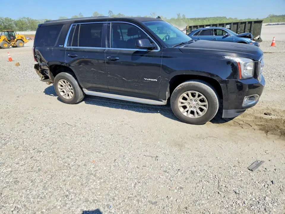 2015 GMC YUKON SLE  