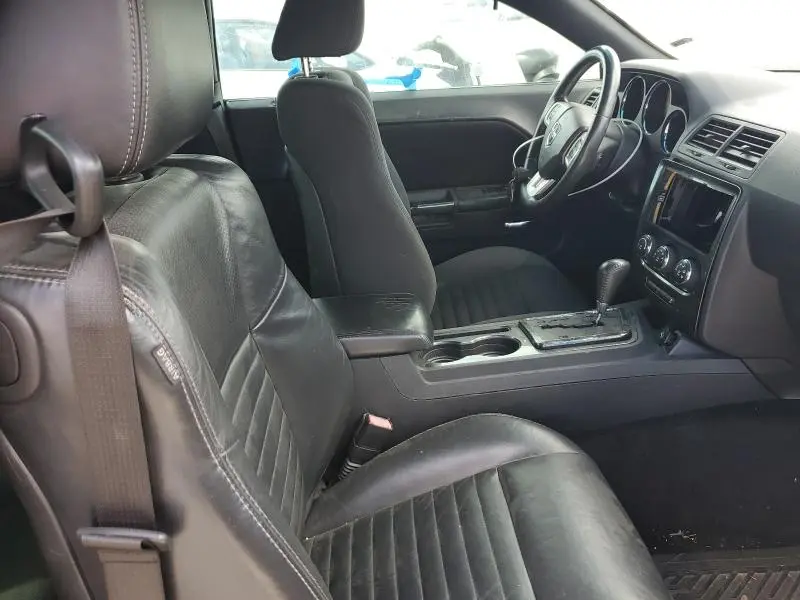 2014 DODGE CHALLENGER SXT  