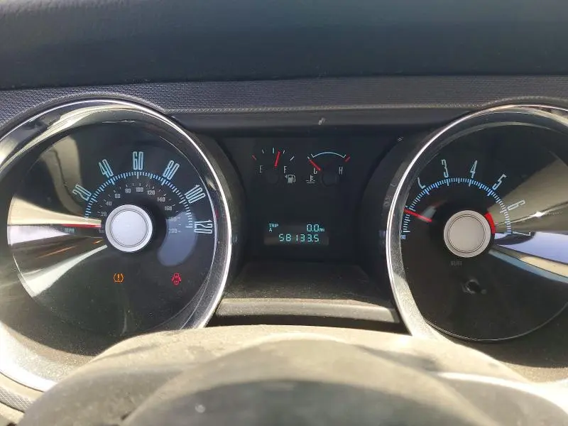 2010 FORD MUSTANG   