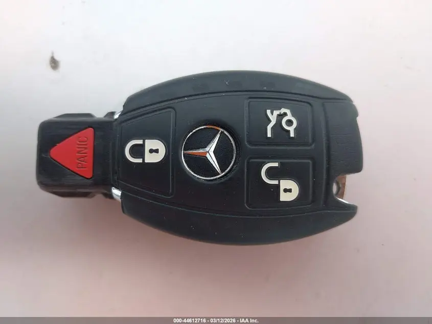 2011 MERCEDES-BENZ GLK 350  