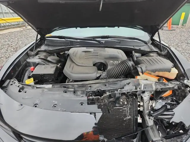 2015 DODGE CHARGER SXT  