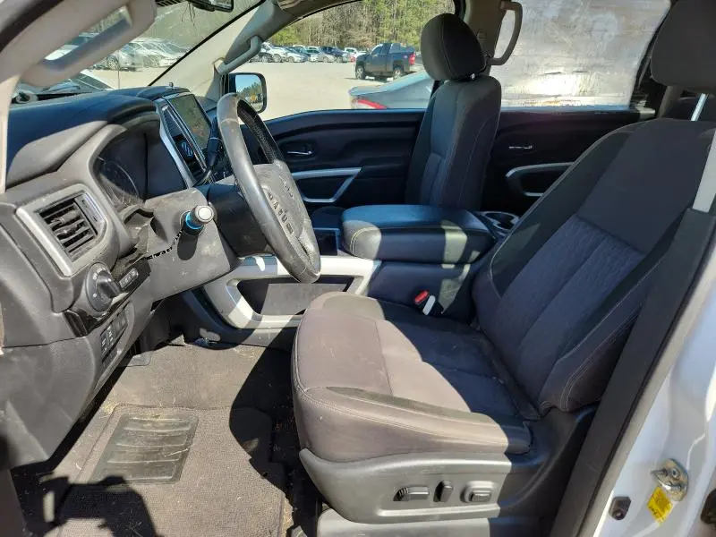 2021 NISSAN TITAN SV 4WD 5.6L V8 CREW CAB