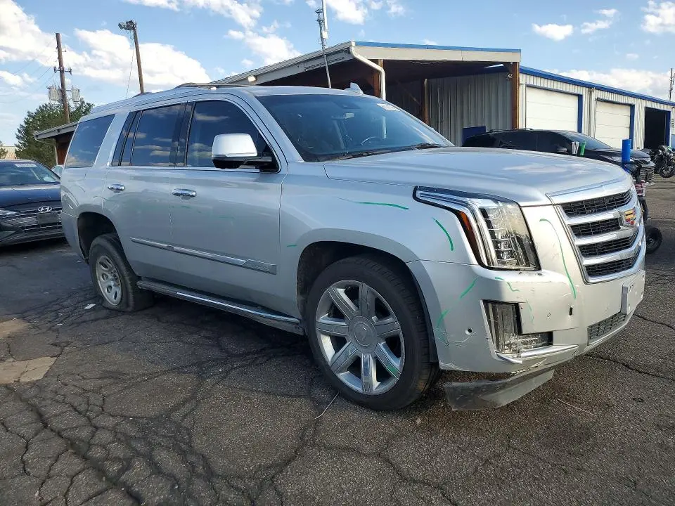 2018 CADILLAC ESCALADE LUXURY  