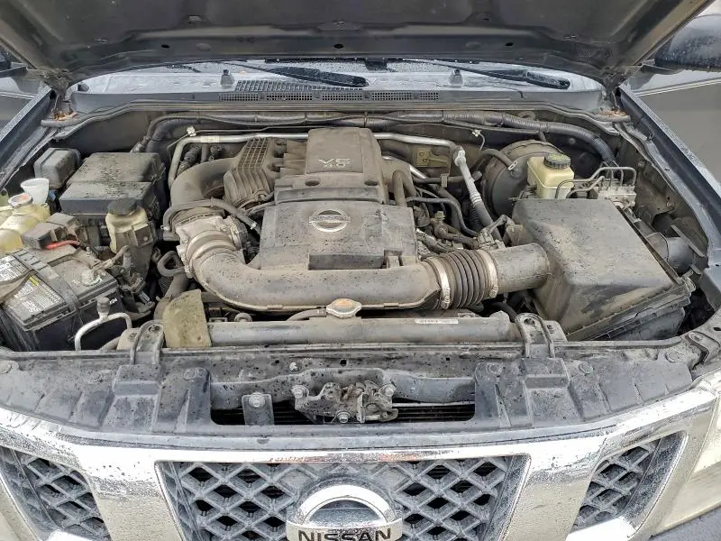 2013 NISSAN FRONTIER S  