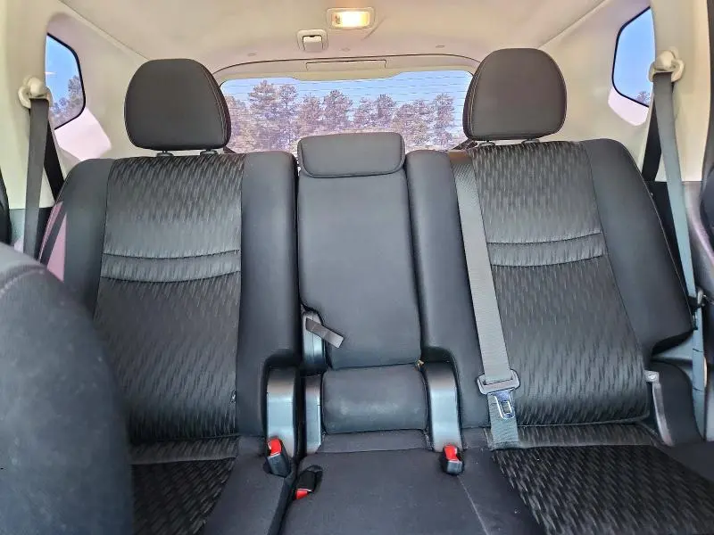 2017 NISSAN ROGUE SV  