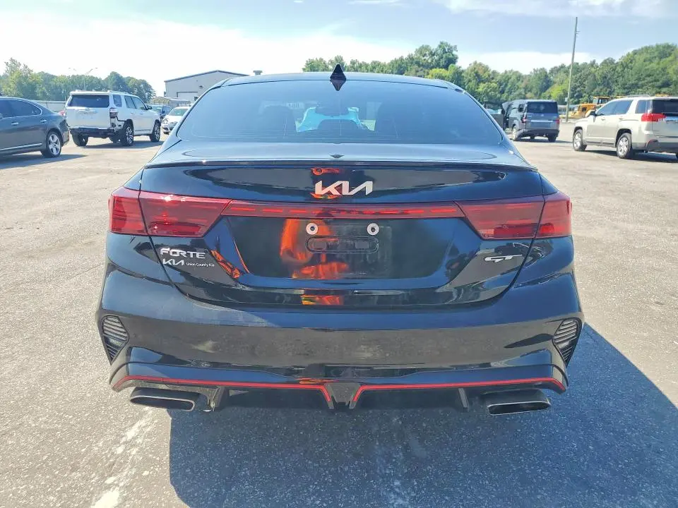 2024 KIA FORTE GT  