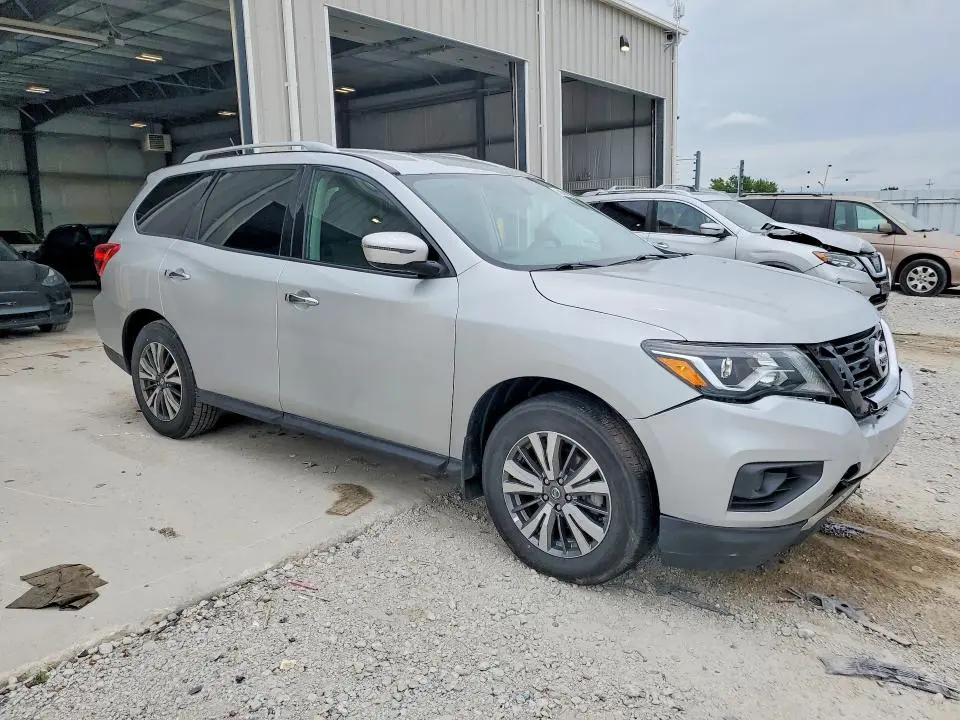 2017 NISSAN PATHFINDER S  