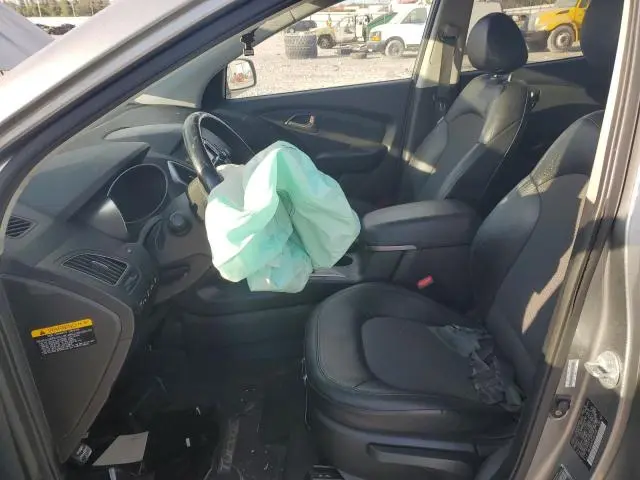 2010 HYUNDAI TUCSON GLS  