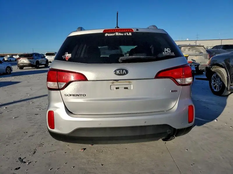 2014 KIA SORENTO LX  