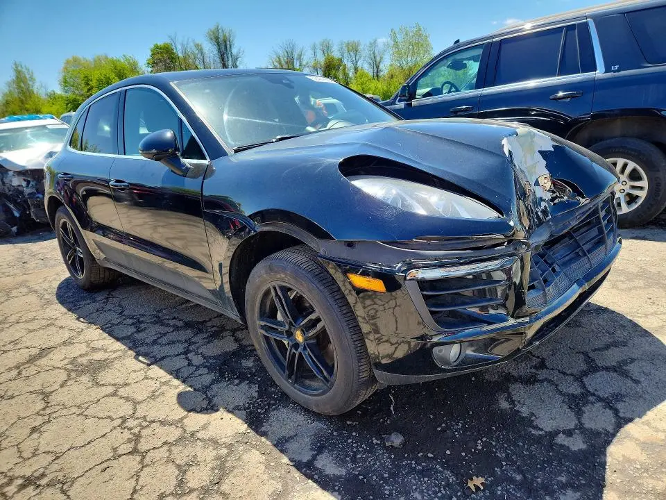 2017 PORSCHE MACAN S  