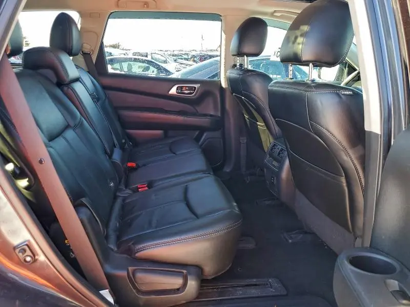 2014 NISSAN PATHFINDER SL  
