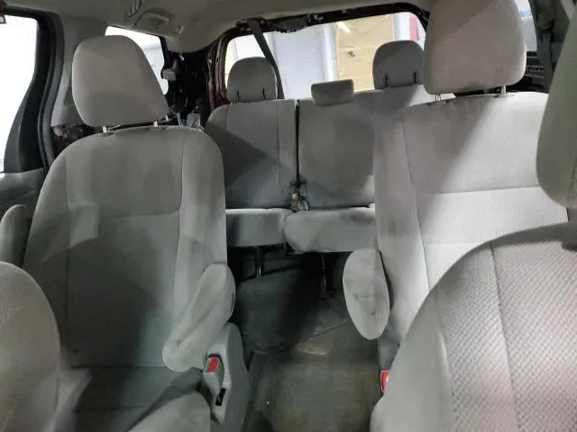 2017 TOYOTA SIENNA   