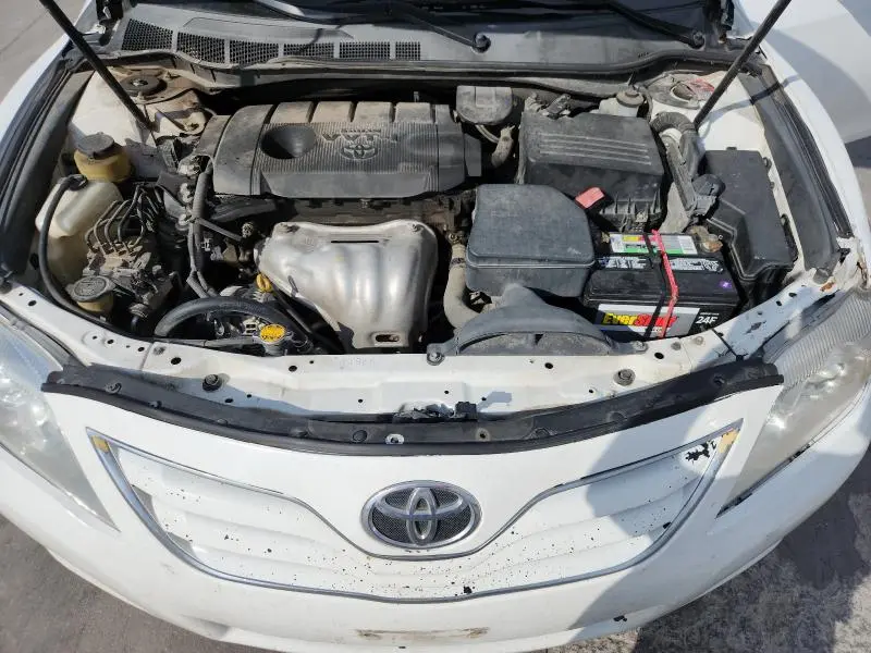 2011 TOYOTA CAMRY BASE  