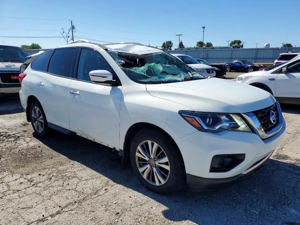 2019 NISSAN PATHFINDER S  