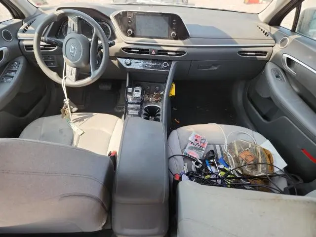 2022 HYUNDAI SONATA SE  